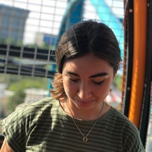 Meet your Posher, Loren